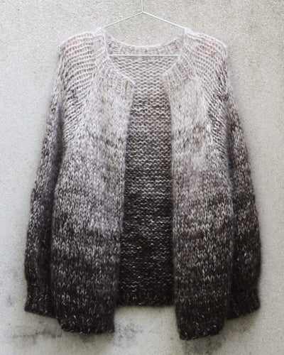 Color Rain Cardigan – Strickanleitung & Garnpaket