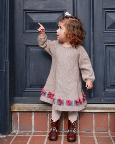 Christmas Morning Dress – Strickanleitung & Garnpaket
