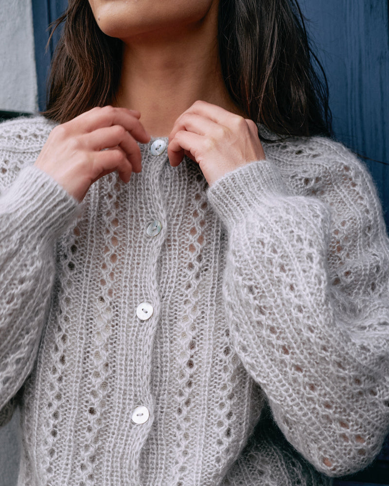 Waffle Cardigan – Strickanleitung & Garnpaket