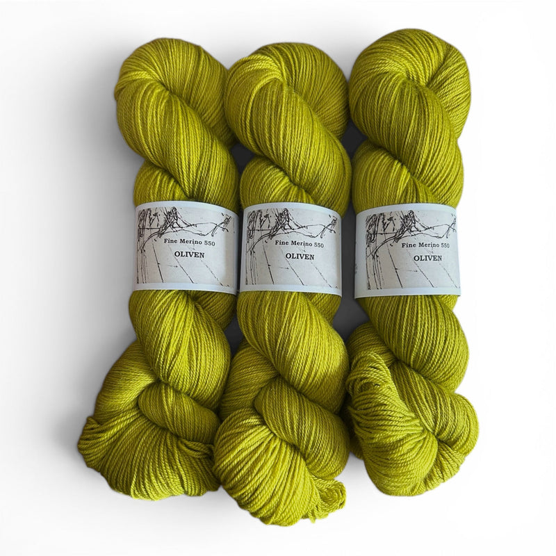Atelier Franziska Uhl FINE MERINO 550 - BONIFAKTUR - OLIVEN - Atelier Franziska Uhl FINE MERINO 550