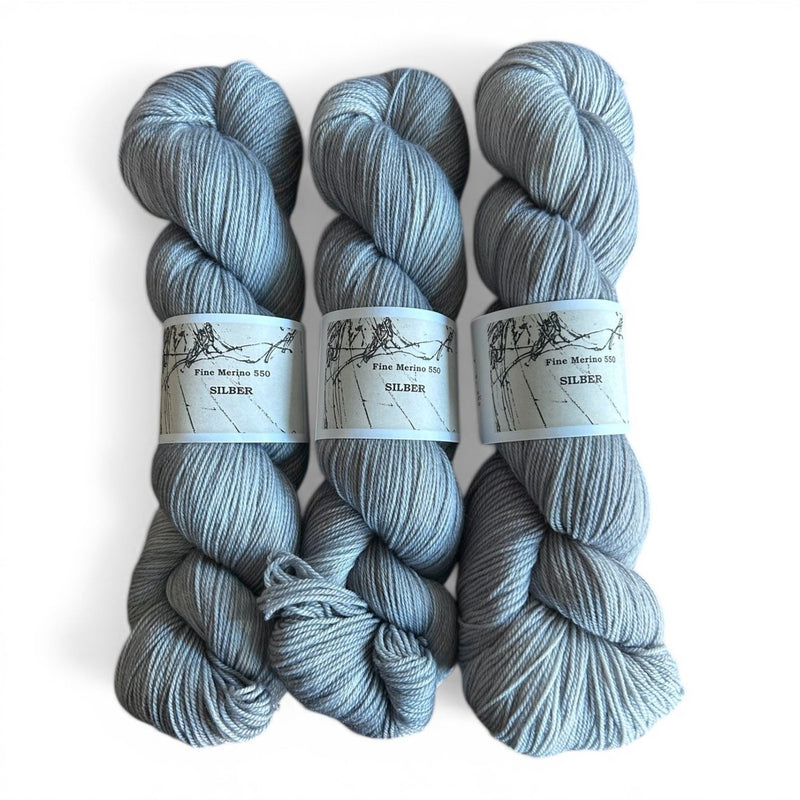 Atelier Franziska Uhl FINE MERINO 550 - BONIFAKTUR - SILBER - Atelier Franziska Uhl FINE MERINO 550
