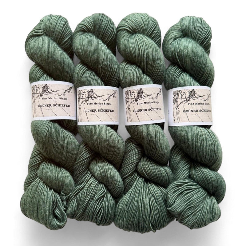 Atelier Franziska Uhl Merino Singles - BONIFAKTUR - Grüner Schiefer - Atelier Franziska Uhl Atelier Franziska Uhl Merino Singles Grüner Schiefer