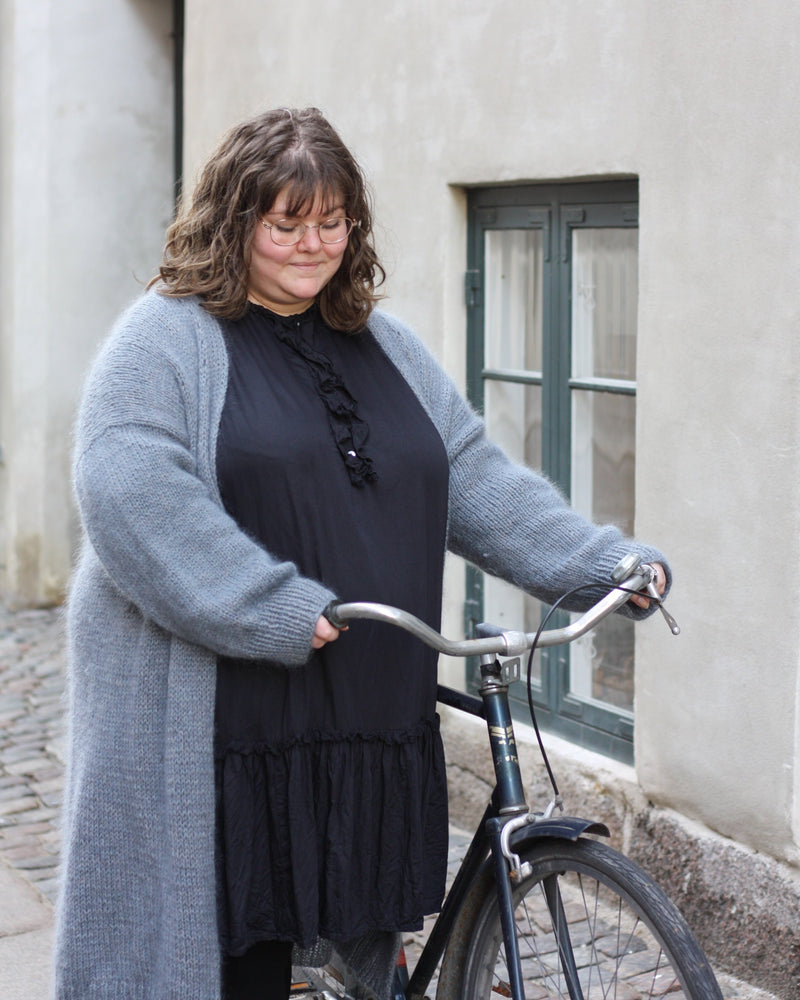 Charles Grey Cardigan – Strickanleitung & Garnpaket - BONIFAKTUR - Kleinste -Charles Grey Cardigan