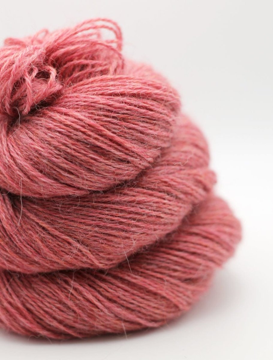 John Arbon Textiles Devonia 4Ply - BONIFAKTUR - Broken Flower - John Arbon Textiles John Arbon Textiles Devonia 4Ply Broken Flower