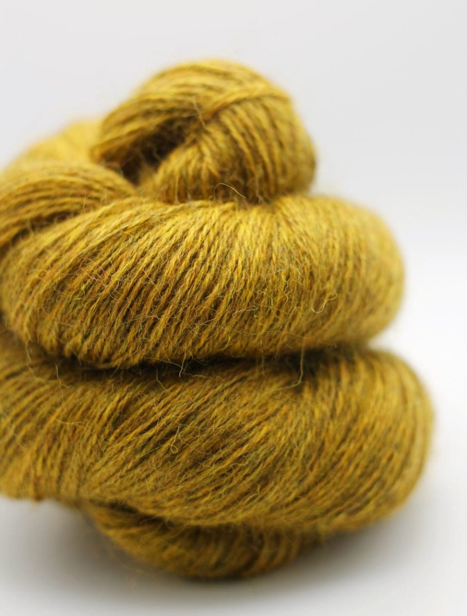 John Arbon Textiles Devonia 4Ply - BONIFAKTUR - Pollen Gold - John Arbon Textiles John Arbon Textiles Devonia 4Ply Pollen Gold