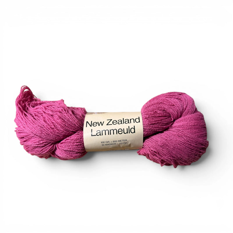 Filcolana SAGA in 118 Fandango: Lace-Garn aus 100 % Wolle, Strang