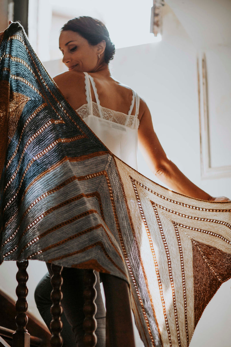 The Frank Shawl von Joji Locatelli