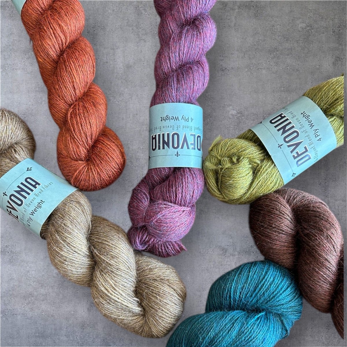 John Arbon Textiles Devonia 4Ply - BONIFAKTUR - Bleeding Heart - John Arbon Textiles John Arbon Textiles Devonia 4Ply