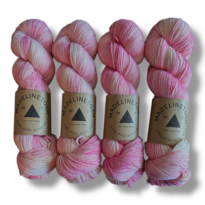 Madelinetosh Tosh Merino Light - BONIFAKTUR - Barbara Deserved Better Solid - Madelinetosh Tosh Merino Light