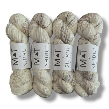 Madelinetosh Tosh Merino Light - BONIFAKTUR - Ice Cap Speckle - Madelinetosh Tosh Merino Light