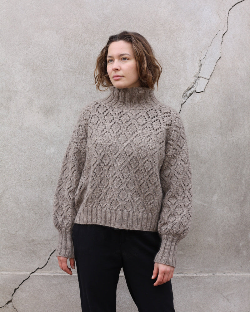 Nature Lace Sweater – Strickanleitung & Garnpaket - BONIFAKTUR - Kleinste -Nature Lace Sweater