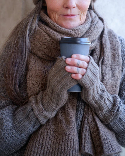 Olive Scarf – Strickanleitung & Garnpaket - BONIFAKTUR - Kleinste - Olive Scarf – Strickanleitung & Garnpaket