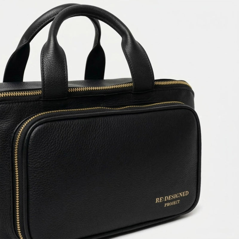 RE:DESIGNED Project 39 - BONIFAKTUR - Taupe - #farbe_black-and-gold