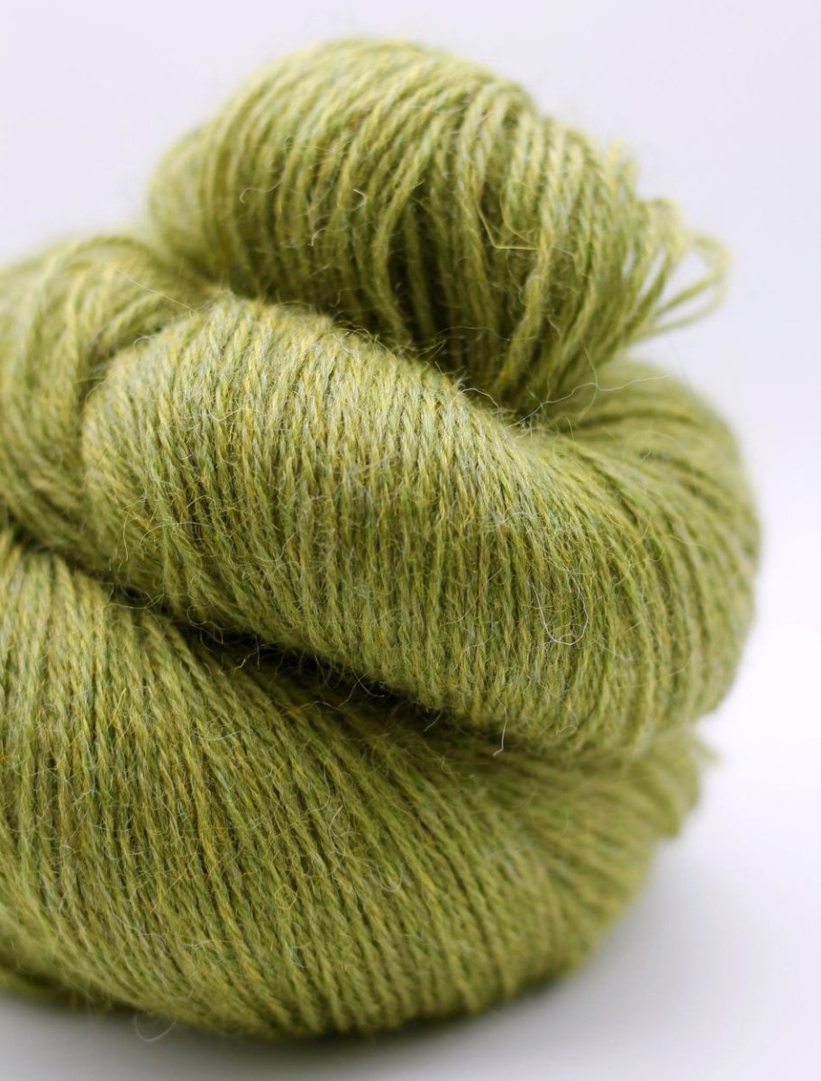 John Arbon Textiles Devonia 4Ply - BONIFAKTUR - Sugar Snap - John Arbon Textiles John Arbon Textiles Devonia 4Ply Sugar Snap