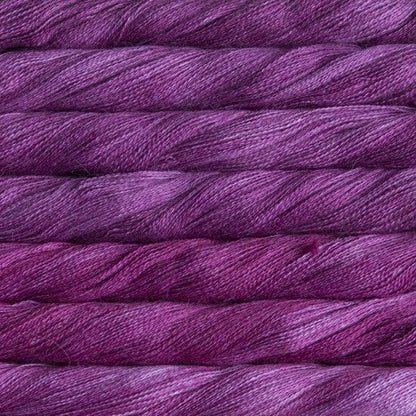 Malabrigo Silkpaca - BONIFAKTUR - 148 Hollyhock - Malabrigo Silkpaca - BONIFAKTUR